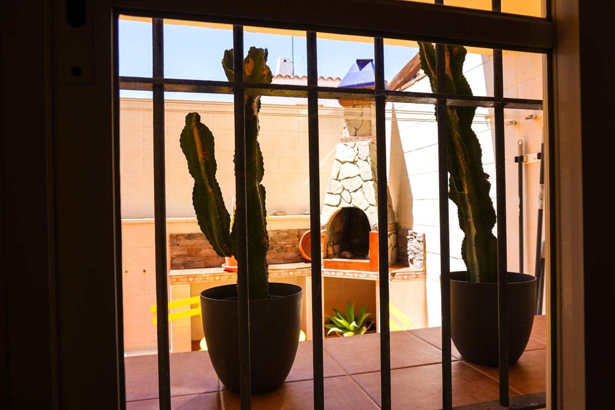 Tarifa Family House 5 Min Walk To The Beach And Old Town Exterior photo