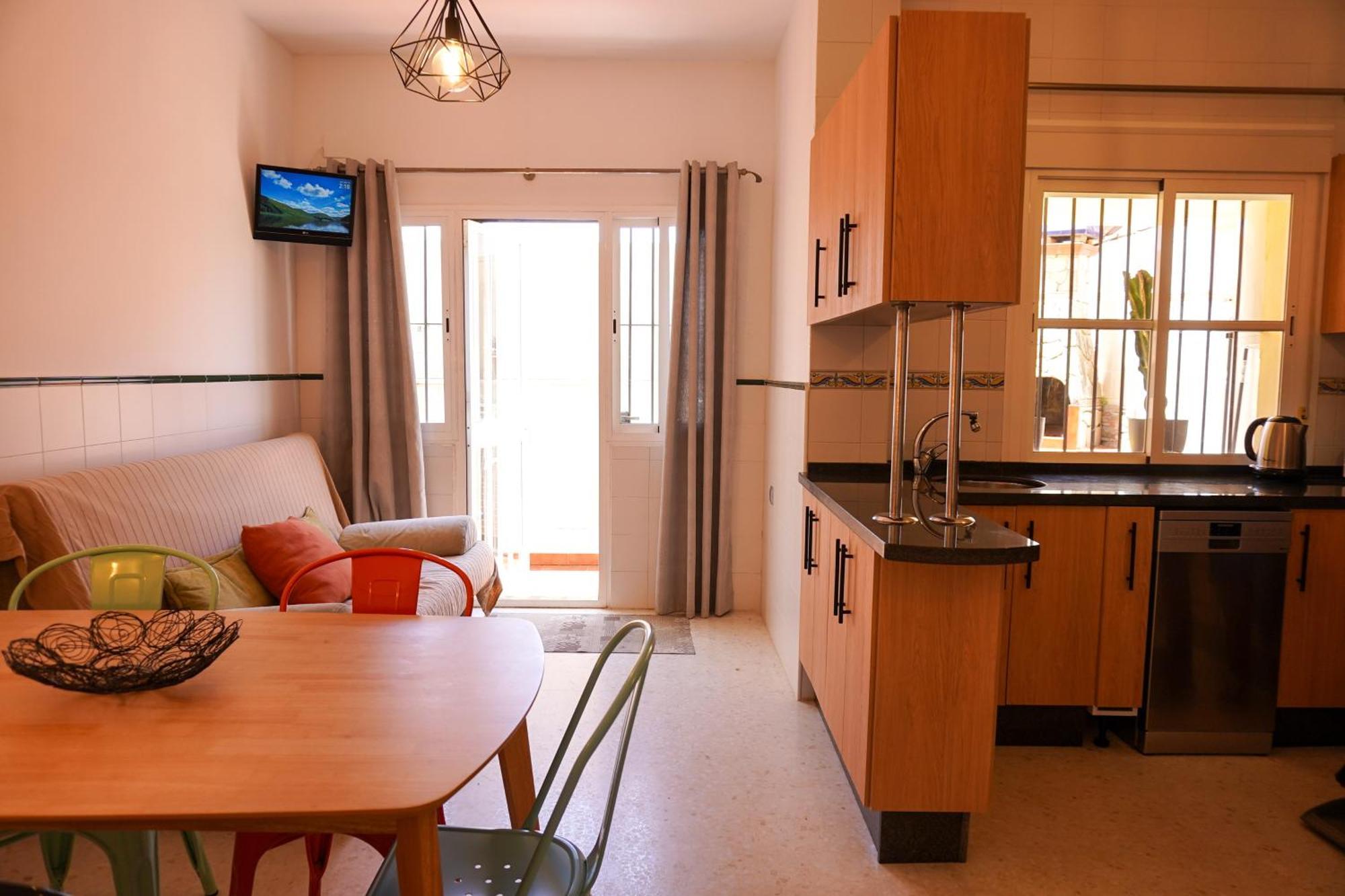 Tarifa Family House 5 Min Walk To The Beach And Old Town Exterior photo